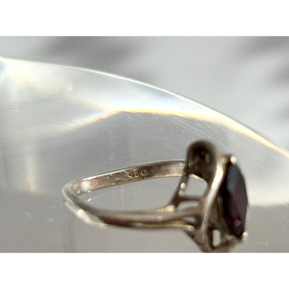 Calla Lily Garnet Semi-Precious 925 Sterling Silver Vintage Ring - sz 8 - Picture 7 of 11